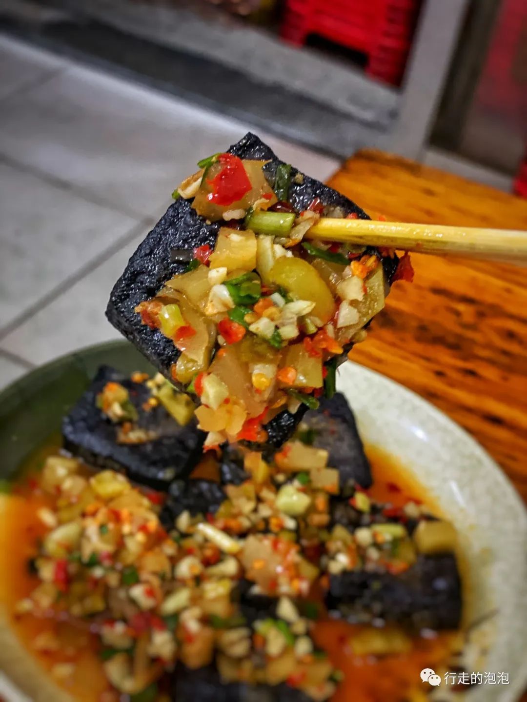 「岳阳攻略」被誉为“湖南夜宵扛把子”的烧烤城，还是小龙虾基地