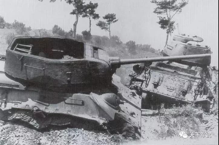 炸裂|没有什么坦克是“一拳”解决不了的*药弹**架瞬间爆炸