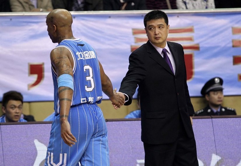 马布里现在在北京哪个球队当教练,马布里不当北京主教练了吗