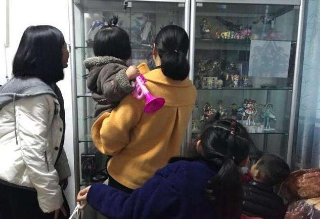 千万手办被亲戚家的孩子弄坏,亲戚小孩弄坏上万手办会怎么样