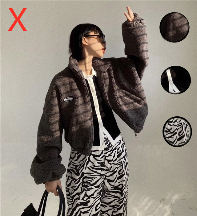 今年流行款羊羔绒羽绒服拼接的,比羽绒服更保暖的羊羔毛外套