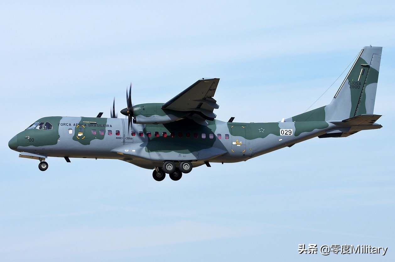 巴西空军鹰狮战斗机多少架,世界空军海军陆军