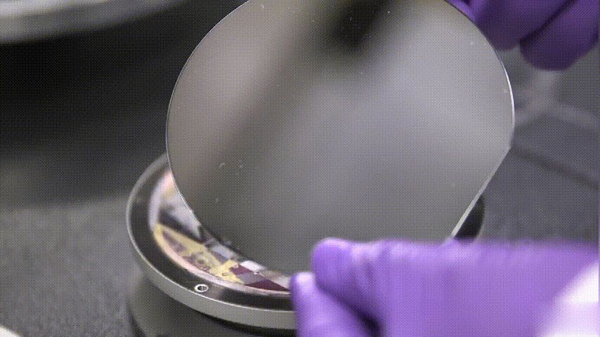 氟碳铝合金是什么材料,铝合金材料多少钱一斤