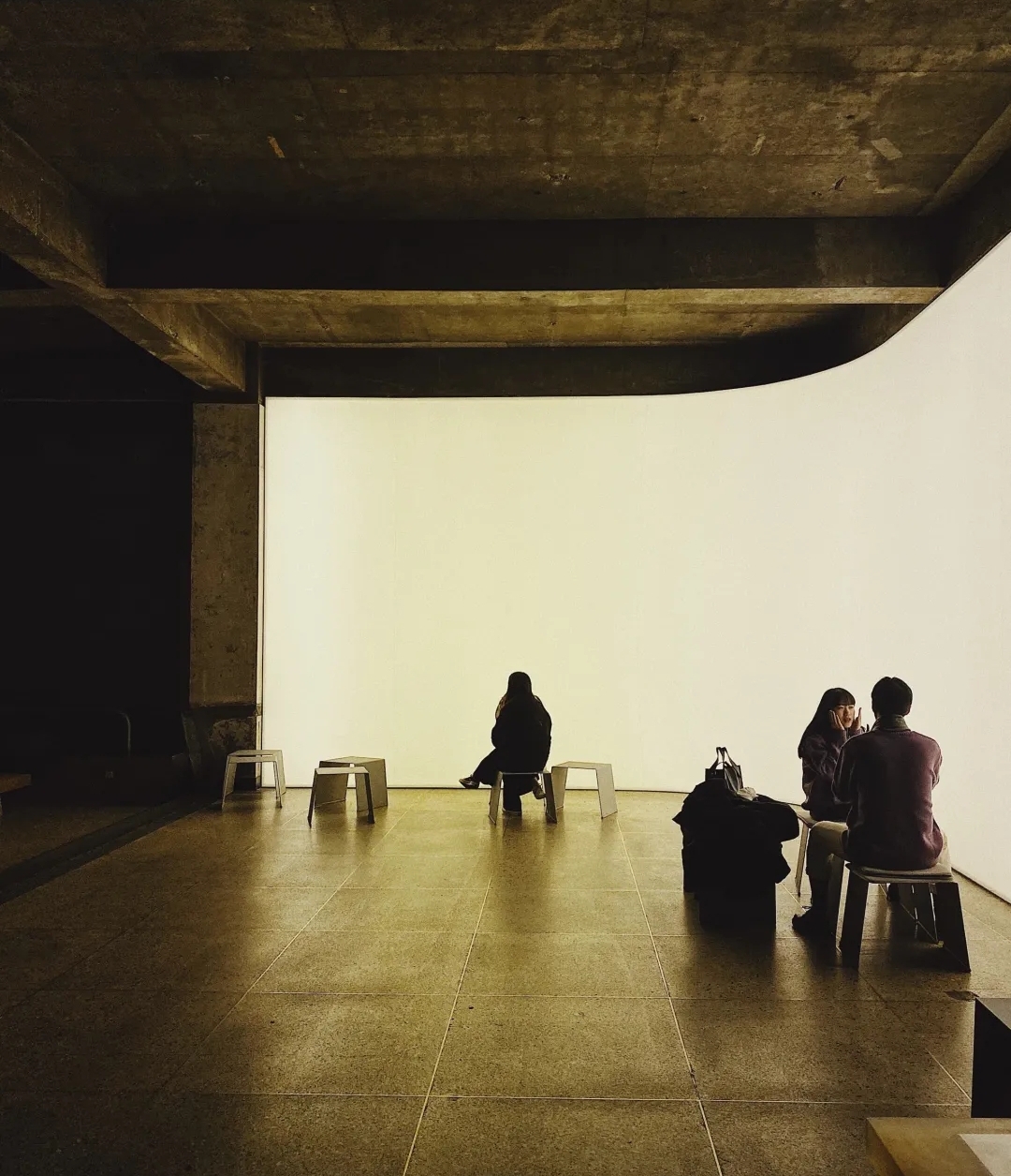 韩国网红设计师，把旧厂房改造成咖啡烘焙店，开这样的店真幸福