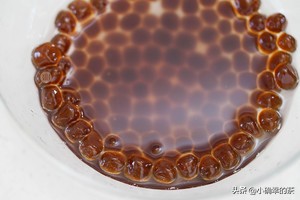 自制珍珠奶茶里面的珍珠正确做法,自制珍珠奶茶有珍珠也有奶茶粉