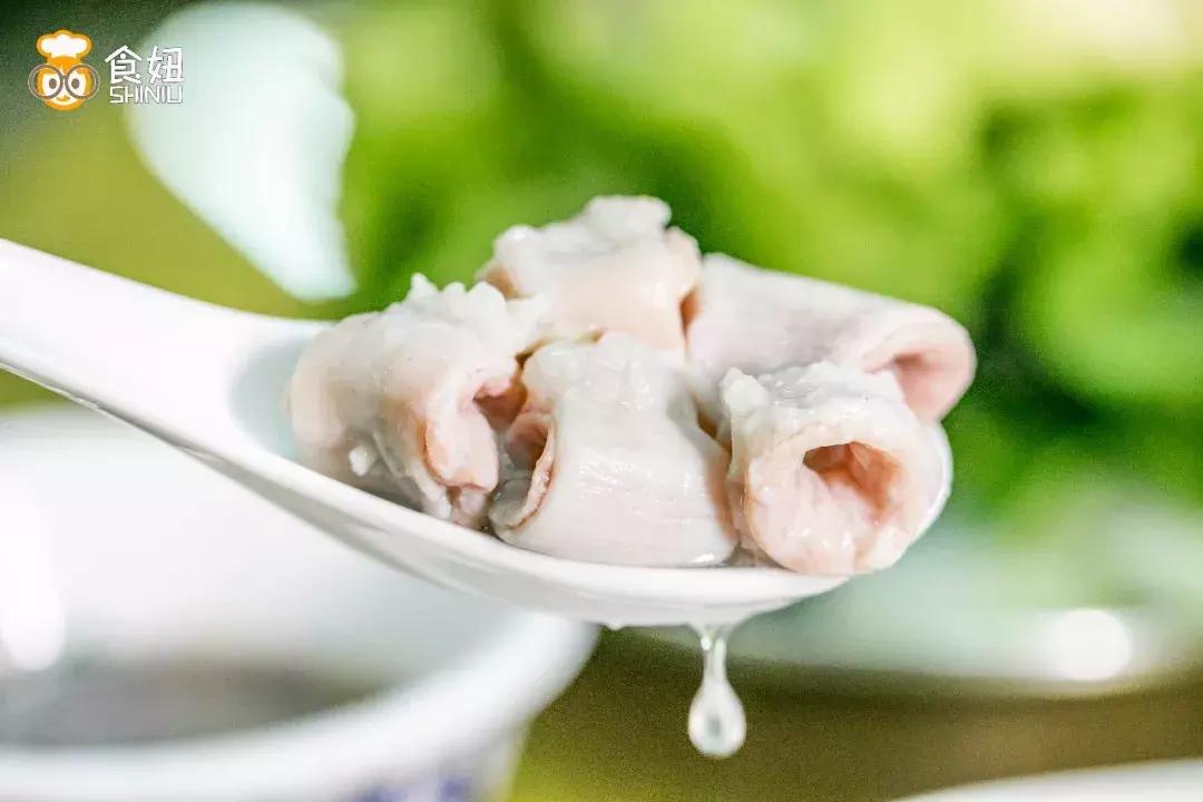 10年，它凭一锅清水，成为边炉界一霸！