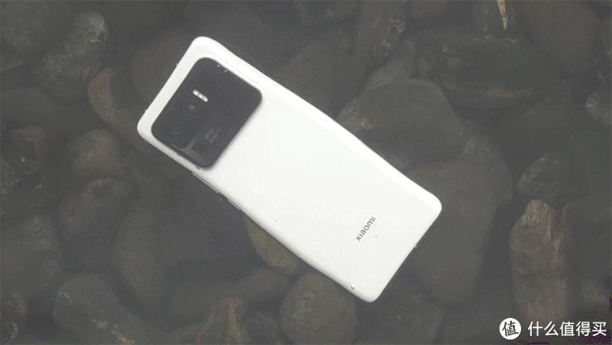 小米11ultra至尊版深度测评最新,感受一下小米11ultra的压迫感