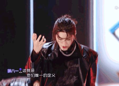 薛八一:“说我娘?我又不是你妈妈”