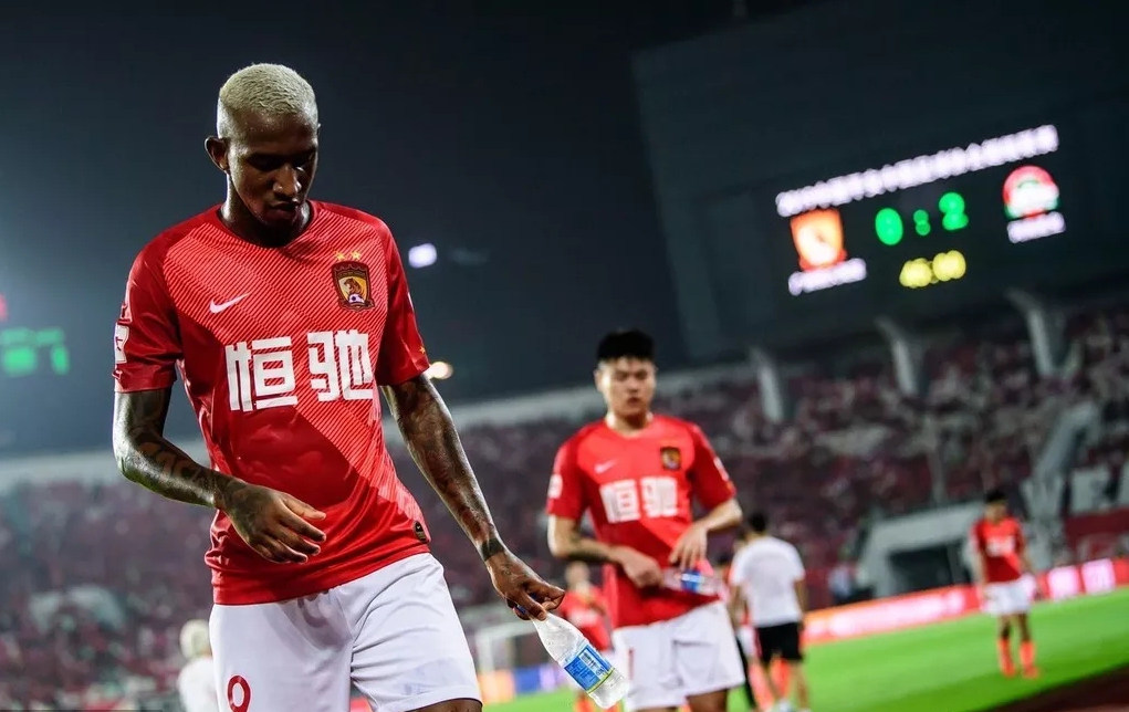 粤媒点评恒大现状,广东媒体评价卡纳瓦罗