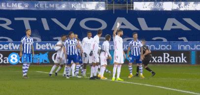 齐达内谈阿扎尔进球,阿扎尔抽射助攻