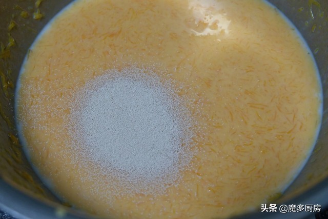 早餐奶香南瓜蒸糕,家常蒸南瓜发糕