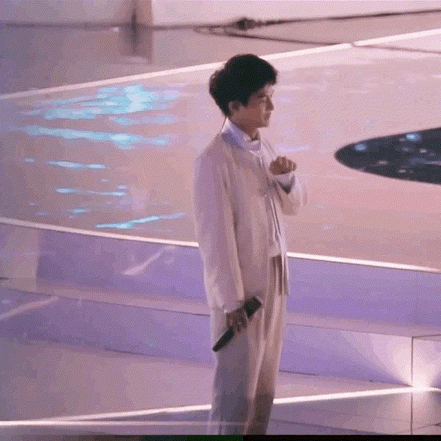 当年凭一首歌爆红的男星,最被低估的一个男歌手