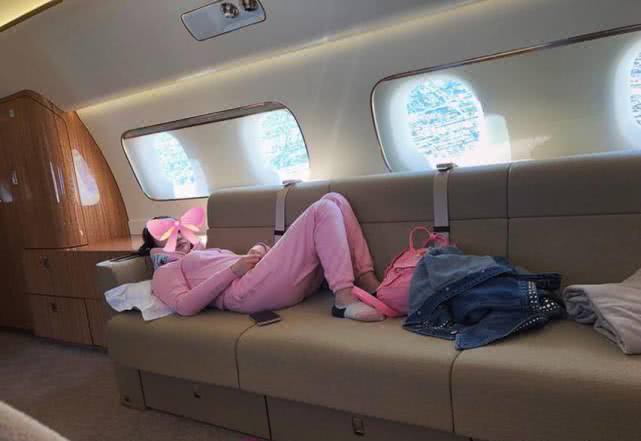 陈昱霖妈妈曝光,陈昱霖父母怎么样了