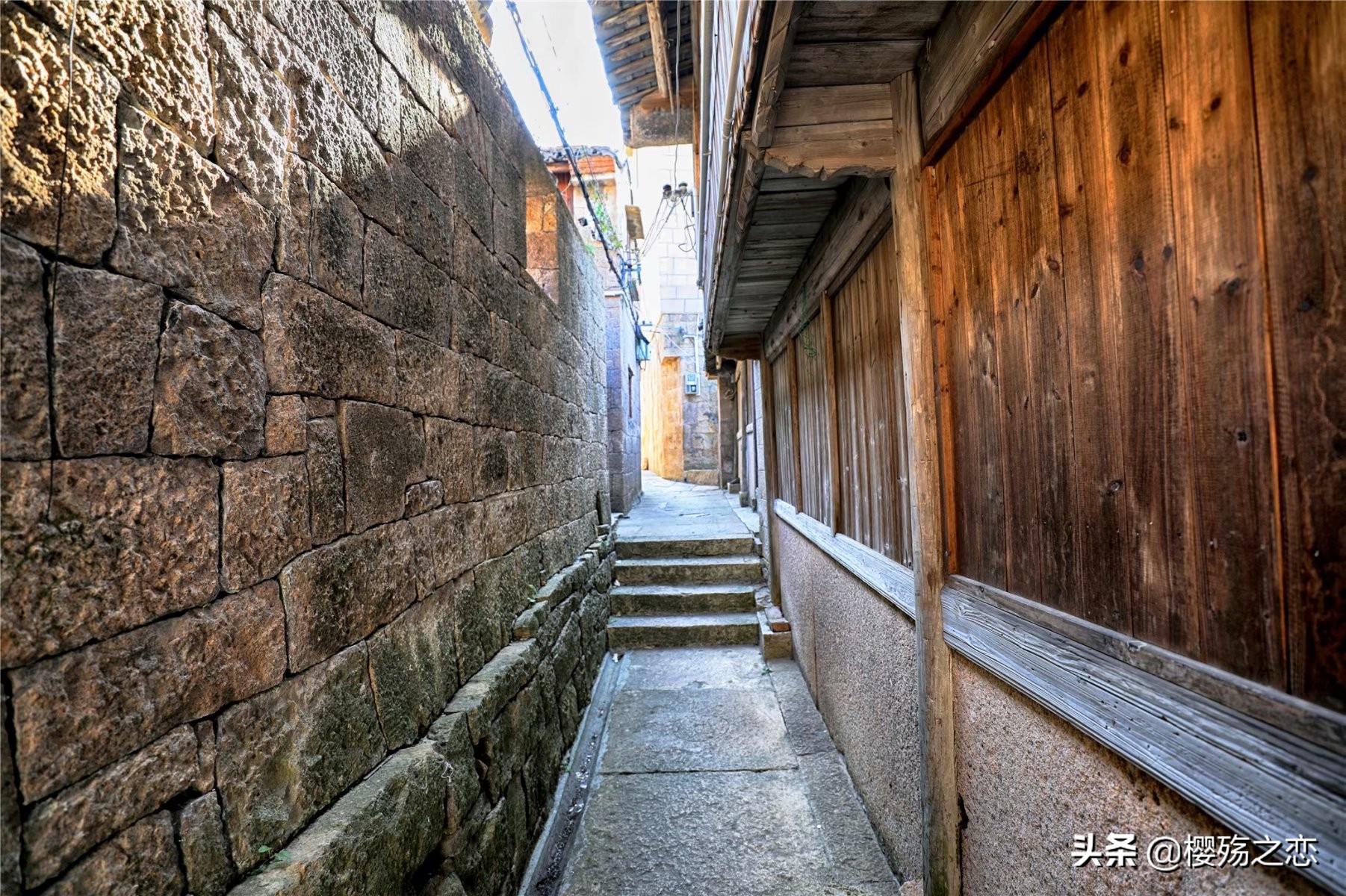 同样是以“箬”为名的小渔村，命运却截然不同