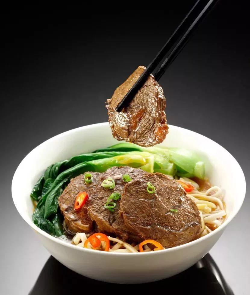 送亲戚年礼讲究什么呢,论过年亲戚的送礼