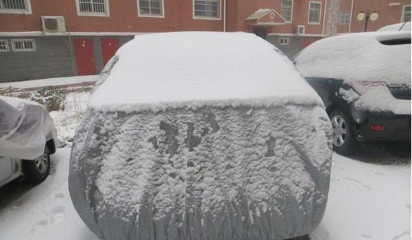 挡风玻璃结冰了怎么快速去除,挡风玻璃结冰怎么快速处理