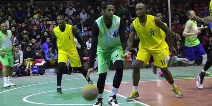 盘点野球场十大奇葩人物,十大奇葩球场排行