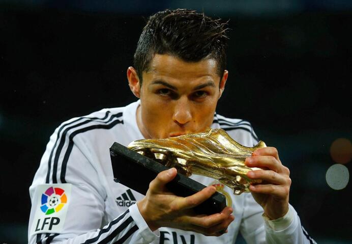 那些年我们一起追的球星视频,那些年我们一起追的足球明星手绘