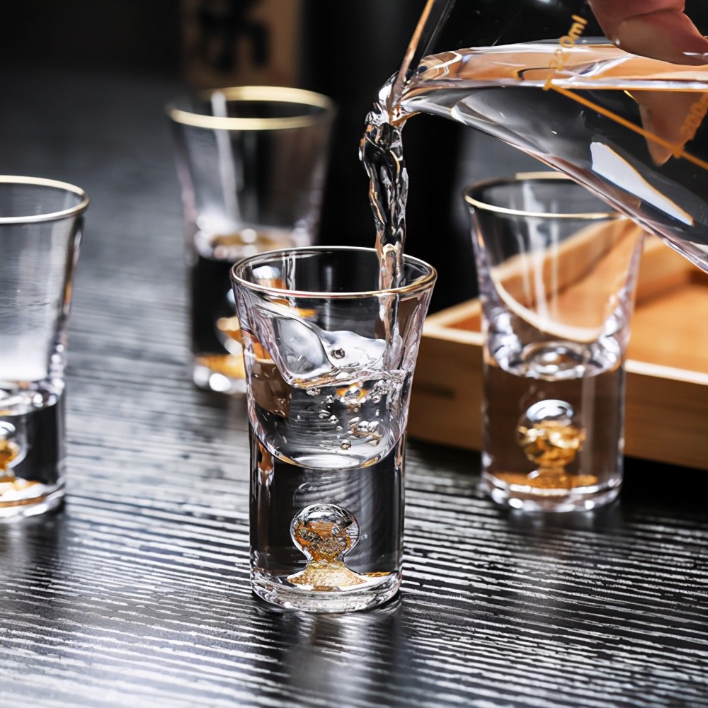 四款名酒嫡系口粮酒，价格不足百元，却被誉为“纯粮酒标杆”