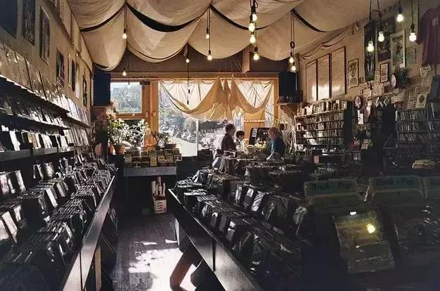 世界很大我想去看看原创,世界很大我想去看看视频