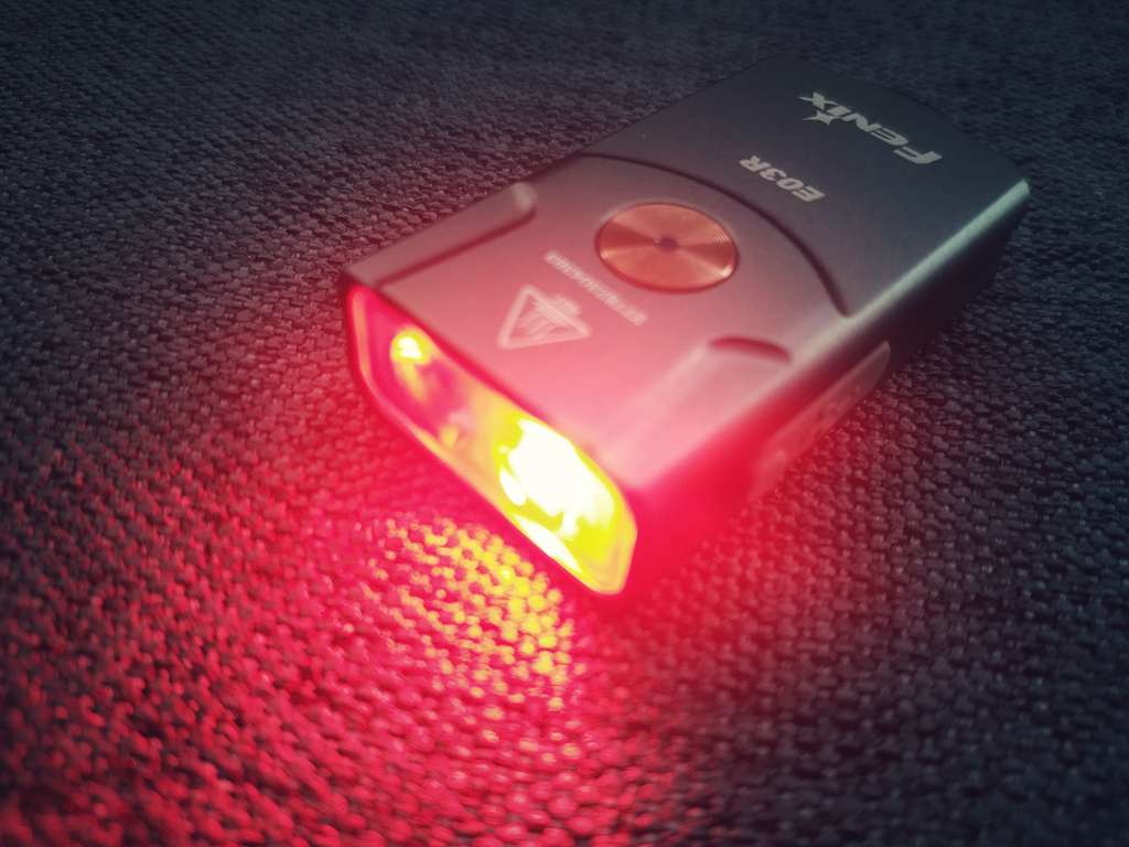 小包包里装些什么,小包包里适合放什么东西