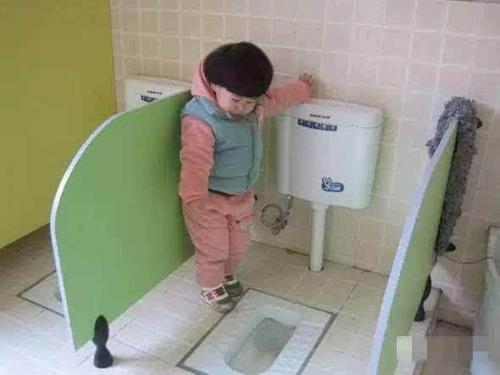 幼儿园孩子经常拉裤子怎么引导,孩子上幼儿园总拉裤子怎么回事