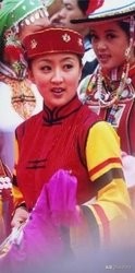 我国56个民族的精美服饰,费青56个民族服饰合集
