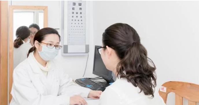 怀孕第一次产检做哪些准备,怀孕最重要的产检是哪几次