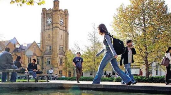 婢虫床鐨勭櫧鏃ユⅵ瑙嗛,婢虫床缇庢ⅵ涔嬫梾