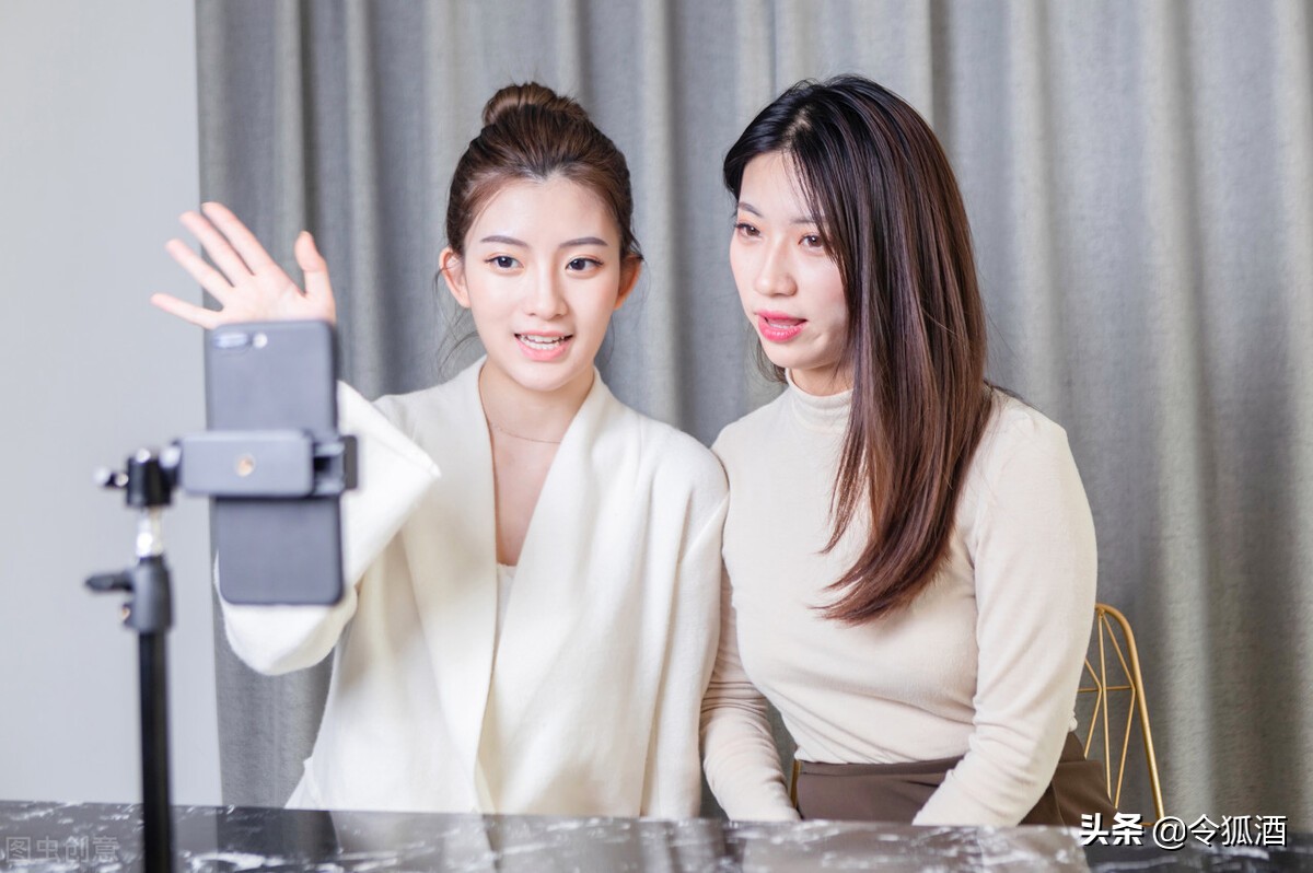揭秘直播带货行业内幕,网红直播带货爆笑翻车现场