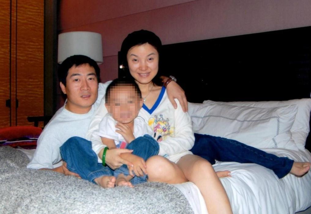 她因《常回家看看》火遍全国，却惨遭前夫背叛，离婚后卷走12亿