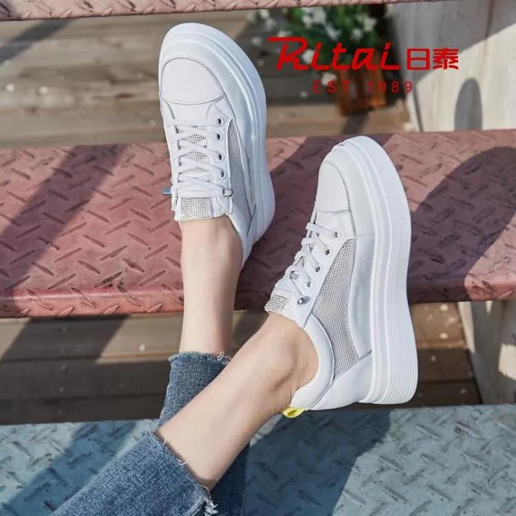 秋季用4双鞋提升时髦感,今夏必穿的三双鞋