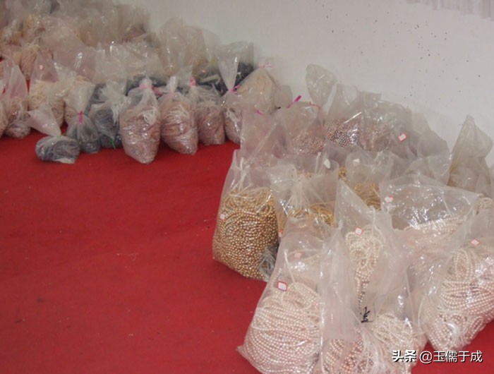 浙江绍兴诸暨山下湖珍珠市场,中国最大珍珠批发诸暨市场