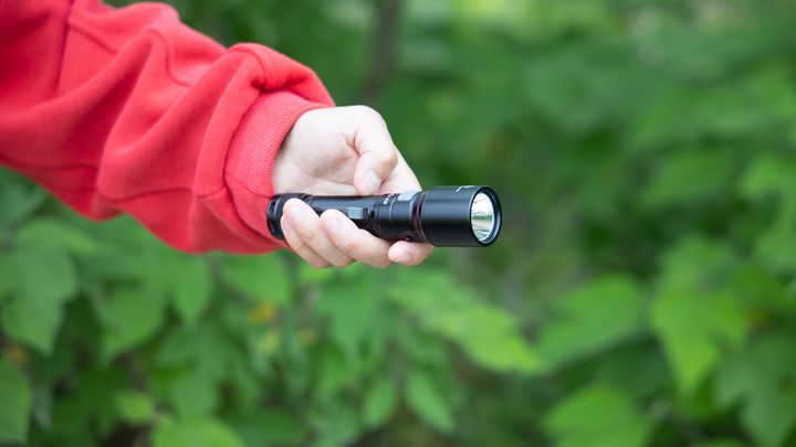 新手入门推荐几款强光手电,最好的几款随身隐蔽手电