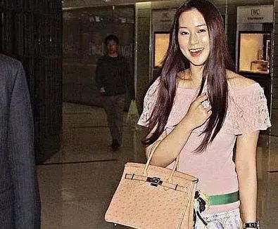 十款永不过时的包百搭,十大必买经典款包包图片及价格