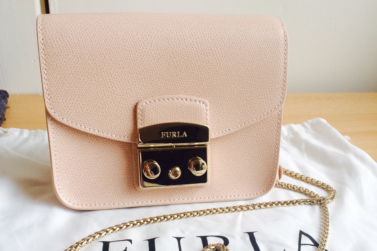 红布小方包,低调有深度的小方包