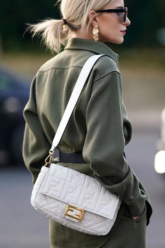 韩系小众腋下包,腋下包轻奢小众lisa