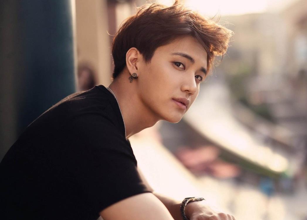 小五和汪涵还有联系吗,汪涵给小五的卡视频