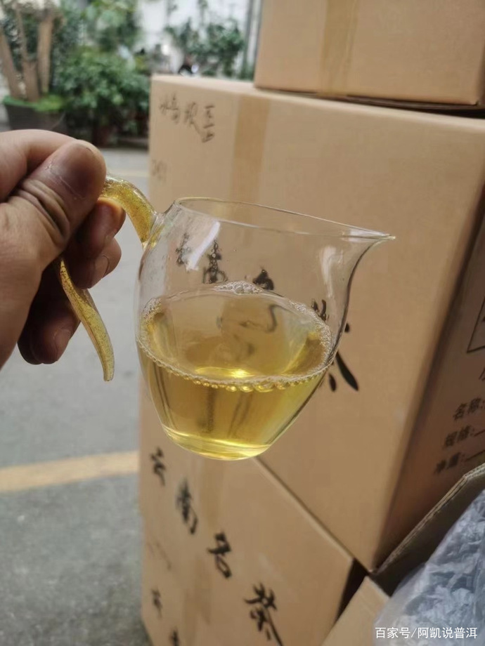 冰岛老寨古树茶2017年价格及图片,冰岛老寨古树茶2017年价格多少钱