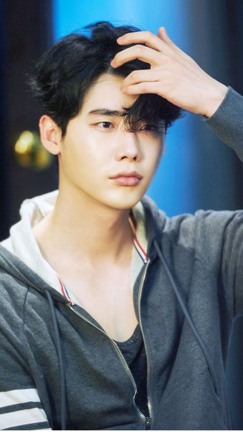 老公变老婆？韩国顶流男神*队军**退伍后变“美女”，网友：我可以