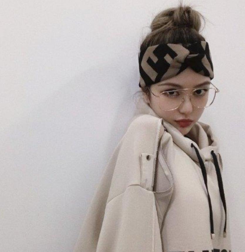 周扬青同款老花眼镜,周扬青眼睛