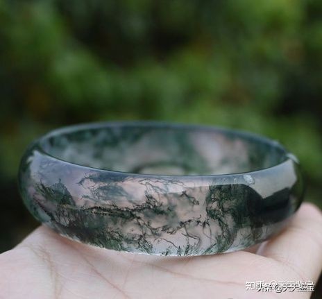 岫玉的这些知识你知道吗,岫玉能老在手里盘玩吗