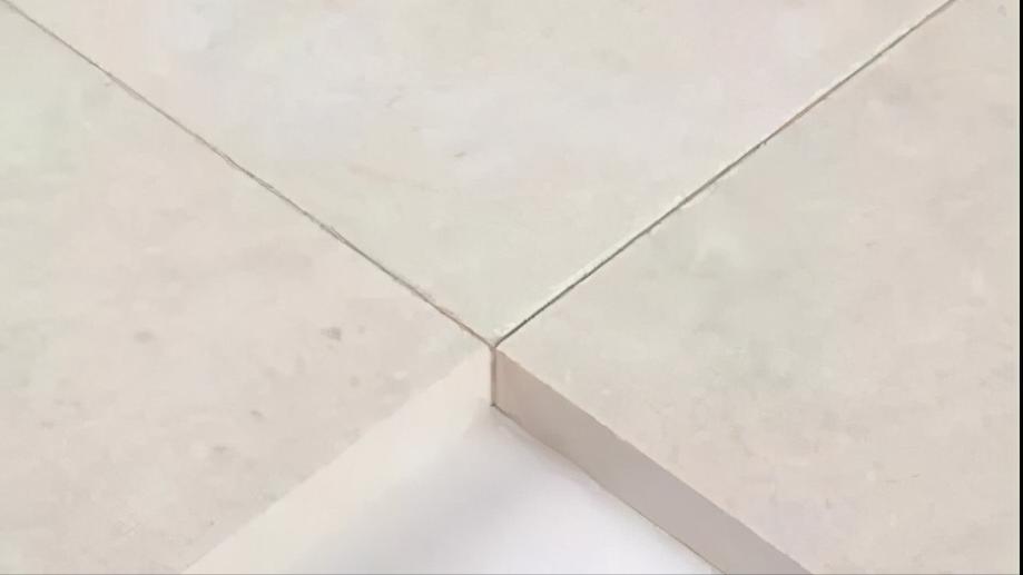 瓷砖怎么选看这四点就够了,二线品牌瓷砖买哪个牌子不踩坑