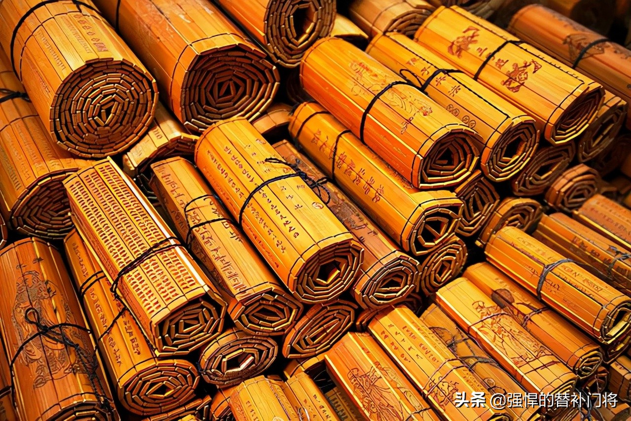 成语韦编三绝说的是哪位名人著作,成语里面韦编三绝说的是哪位人物