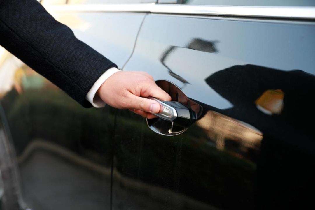 不带车钥匙只用蓝牙钥匙靠谱吗,车钥匙没带蓝牙钥匙可以代替吗