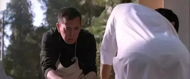 周冬雨成极萌全球代言人,周冬雨为什么当维密代言人