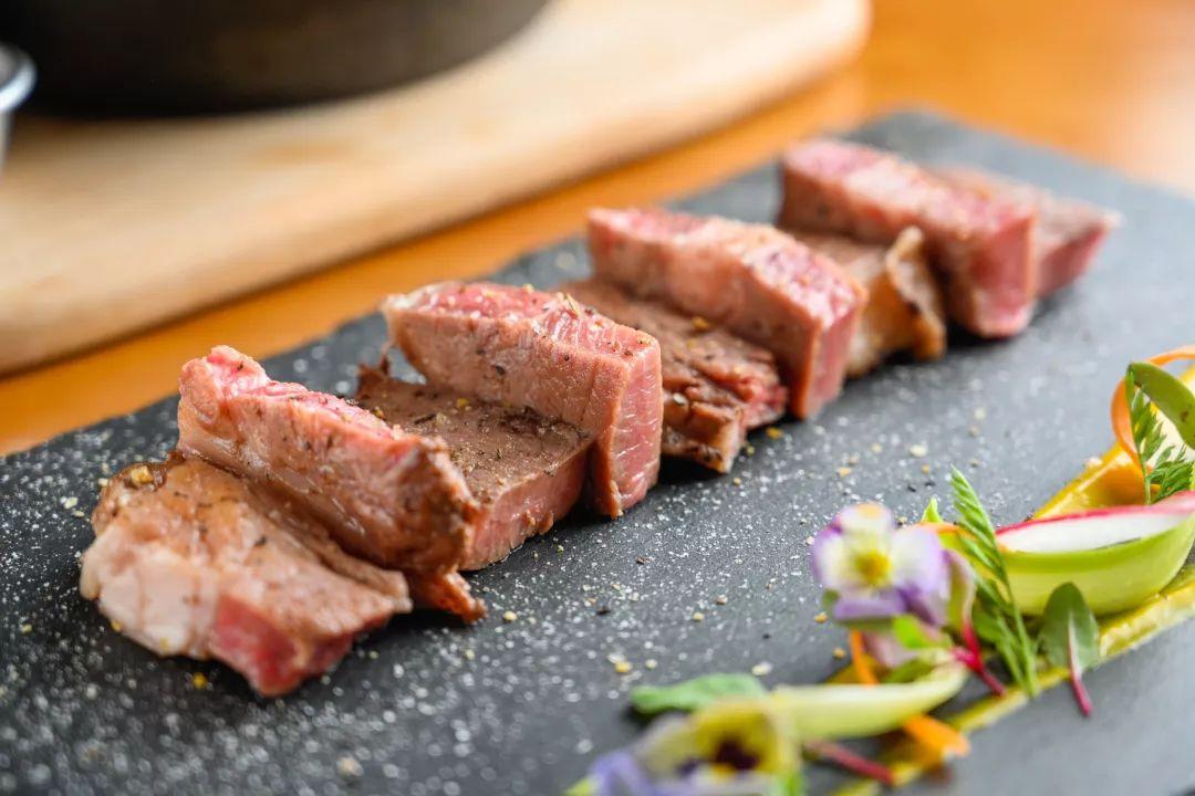 不接受批评的酒水研究所，能喝上全世界的酒