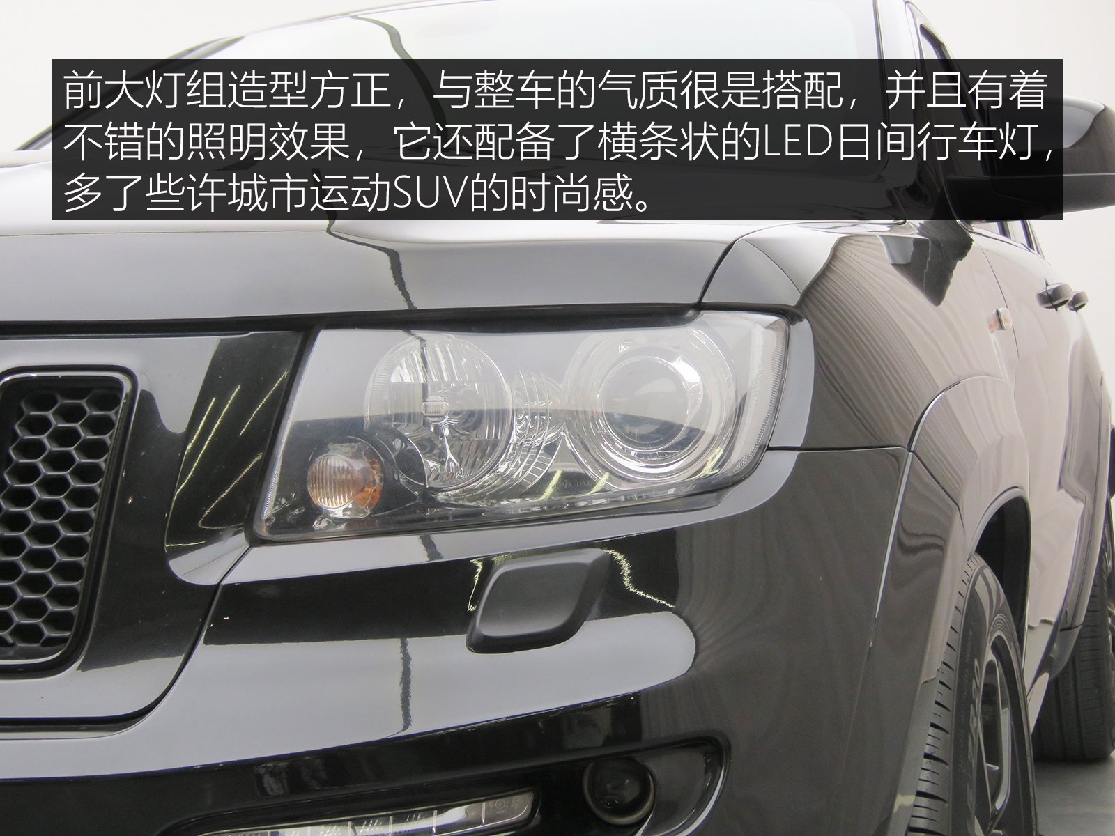 6.1排量的大切诺基srt8,披着suv外衣的超跑