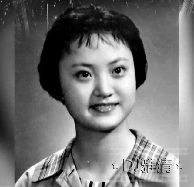 老照片：杨春霞李炳淑少女照，19岁的王昆，马玉涛郭兰英的年轻照