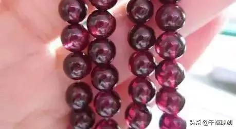 石榴石怎样辨真假,石榴石鉴别真假最简单的方法